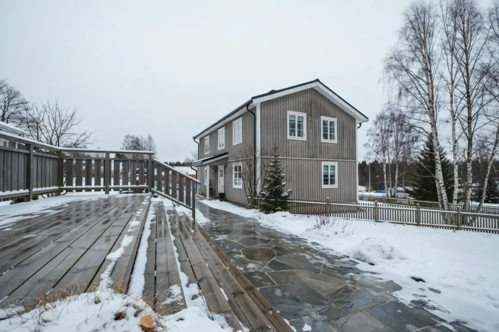 skydda altan trapp och stenl ggning i vinter r tt sn r jning f r dig som villa gare